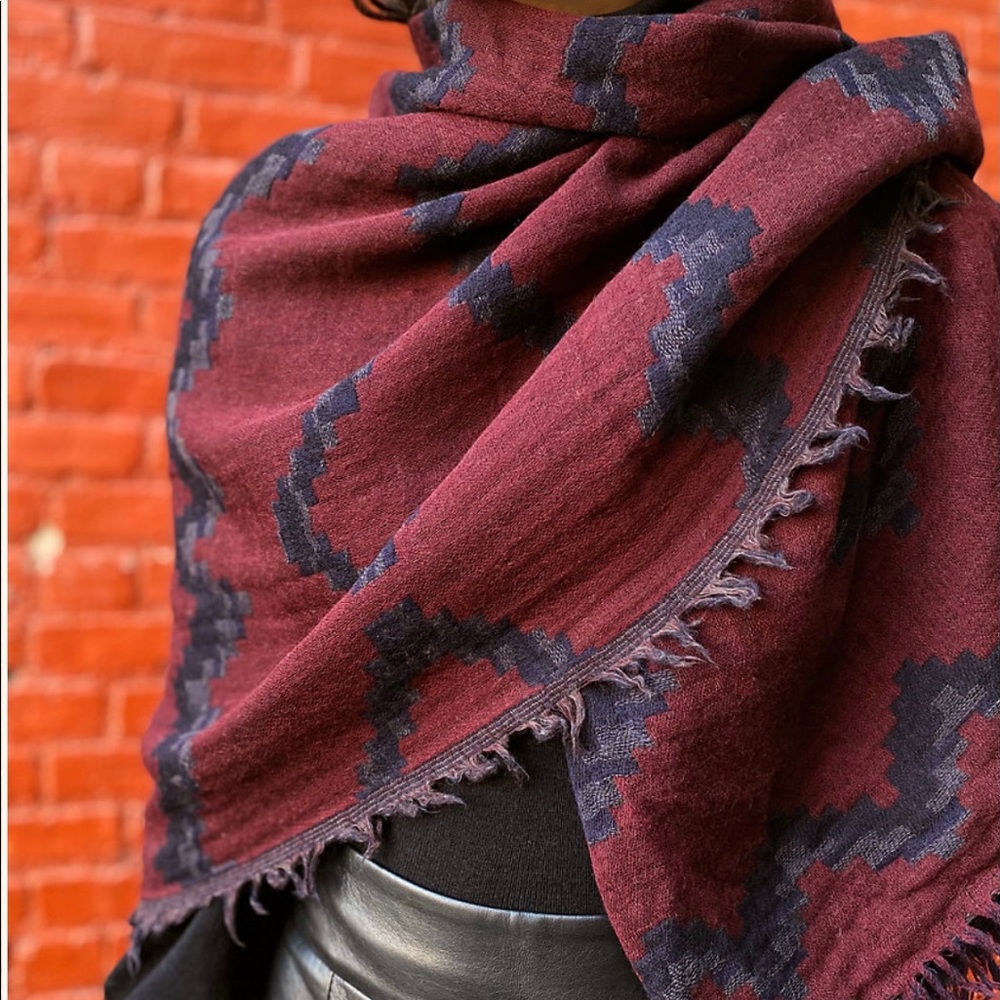 Aritzia Wilfred Diamond Mosaic Blanket Scarf